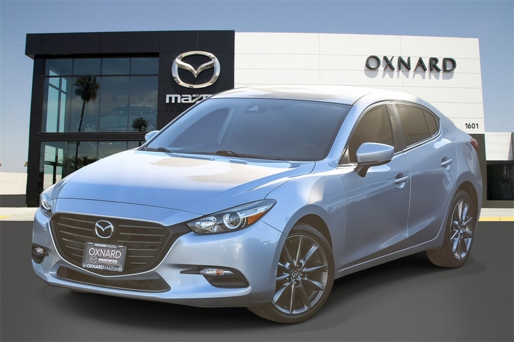 2018 Mazda Mazda3 Touring's photo