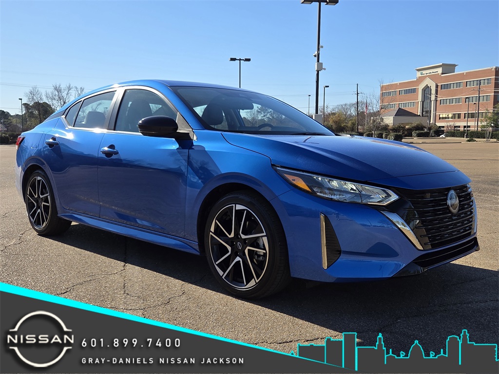 2025 Nissan Sentra SR's photo