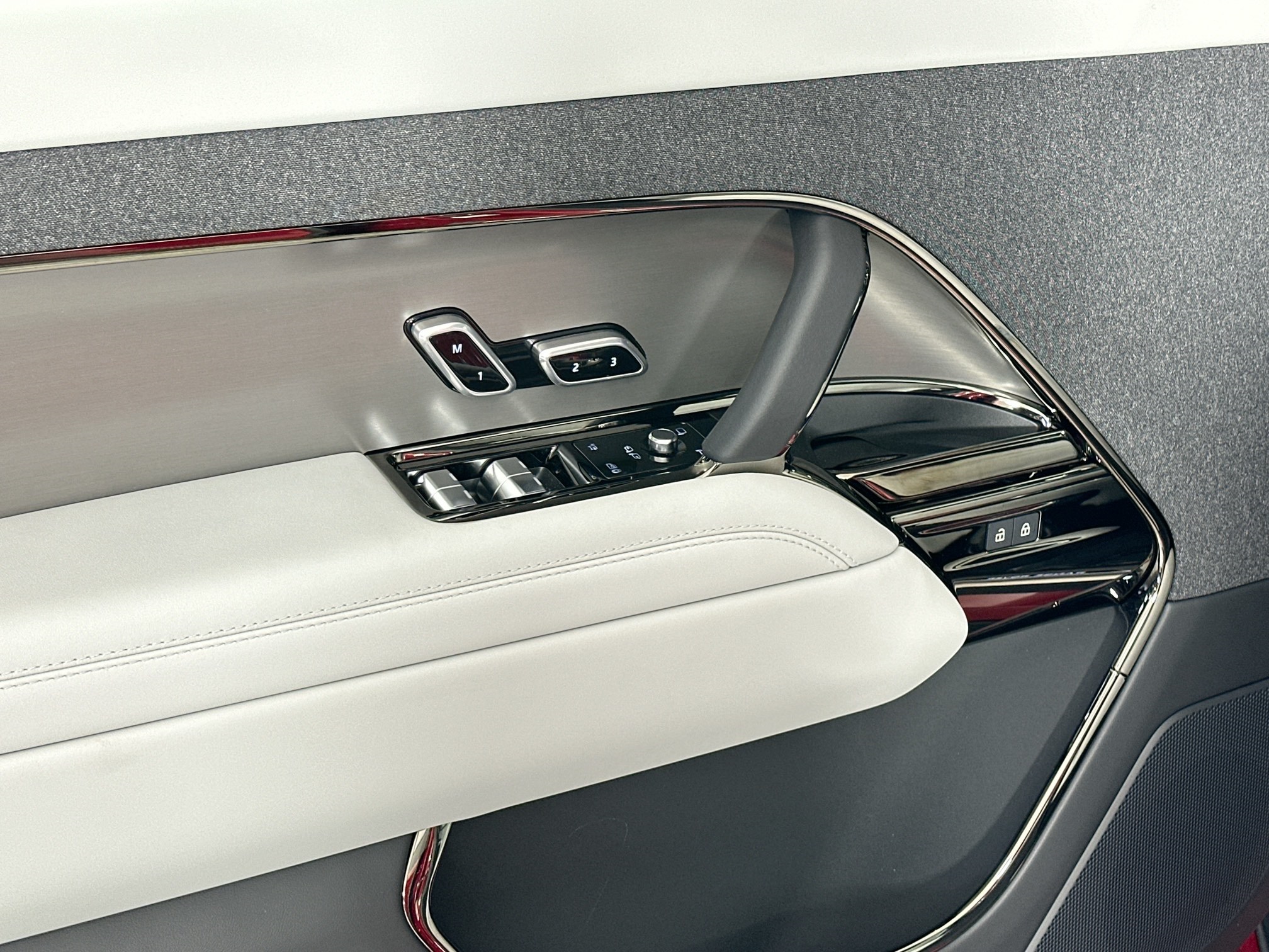 new 2026 Land Rover Range Rover Sport car, priced at $89,830