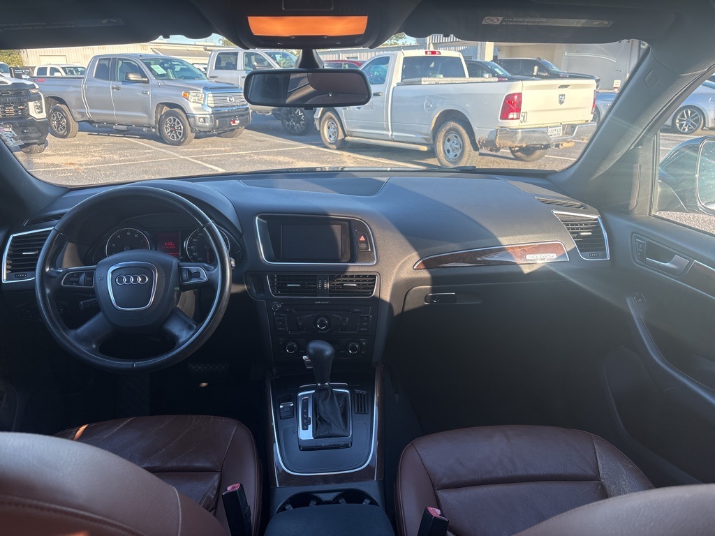 2011 Audi Q5 2.0T Premium:V3941