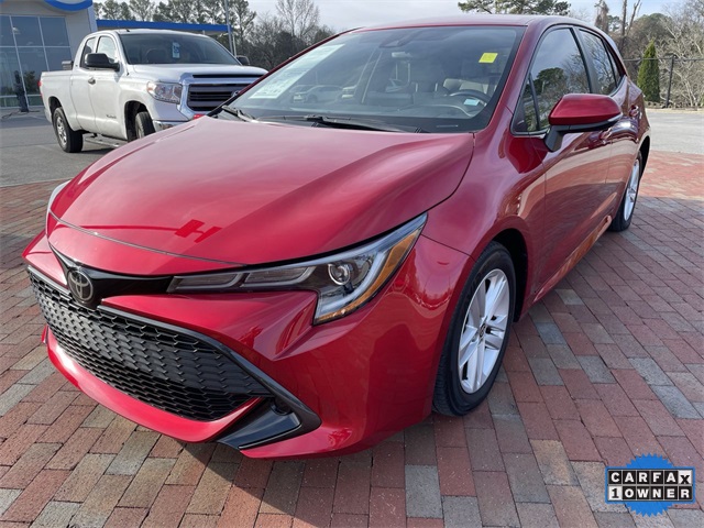 2022 Toyota Corolla Hatchback SE's photo