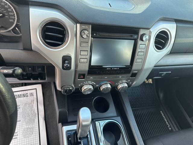 2016 Toyota Tundra SR5 photo 12