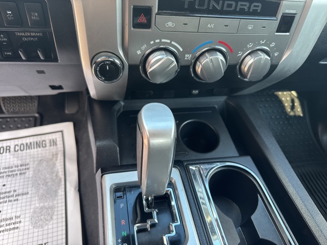 2016 Toyota Tundra SR5 photo 13