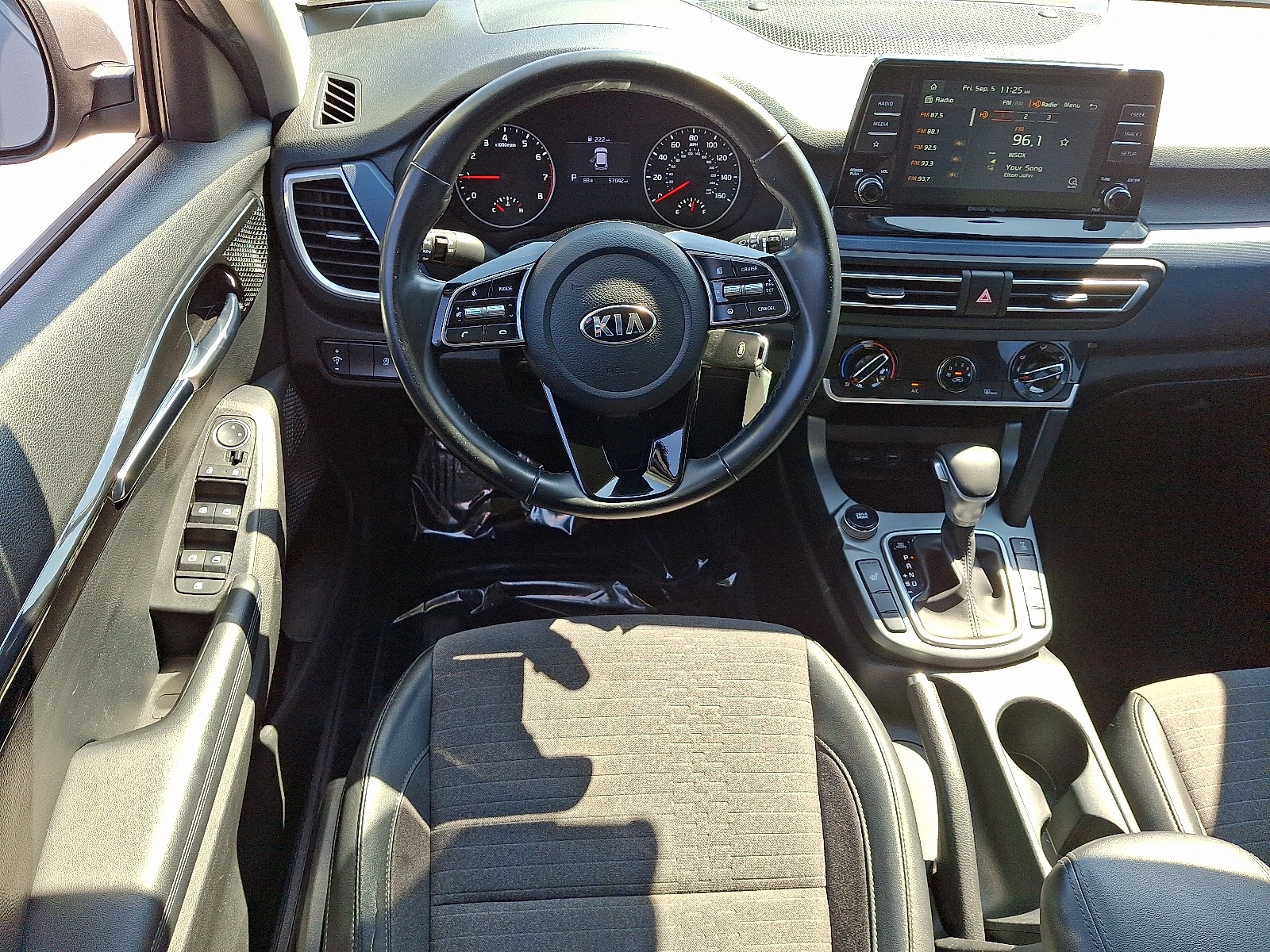 2021 Kia Seltos S photo 12