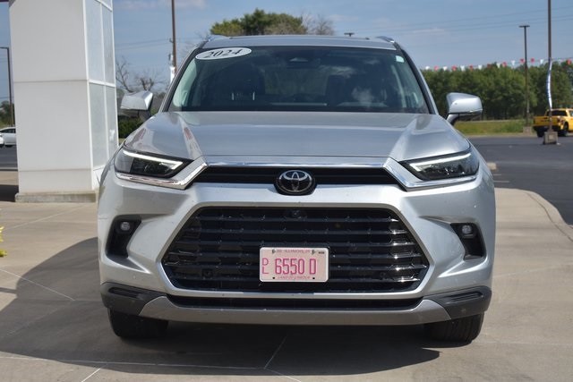 2024 Toyota Grand Highlander Limited photo 2
