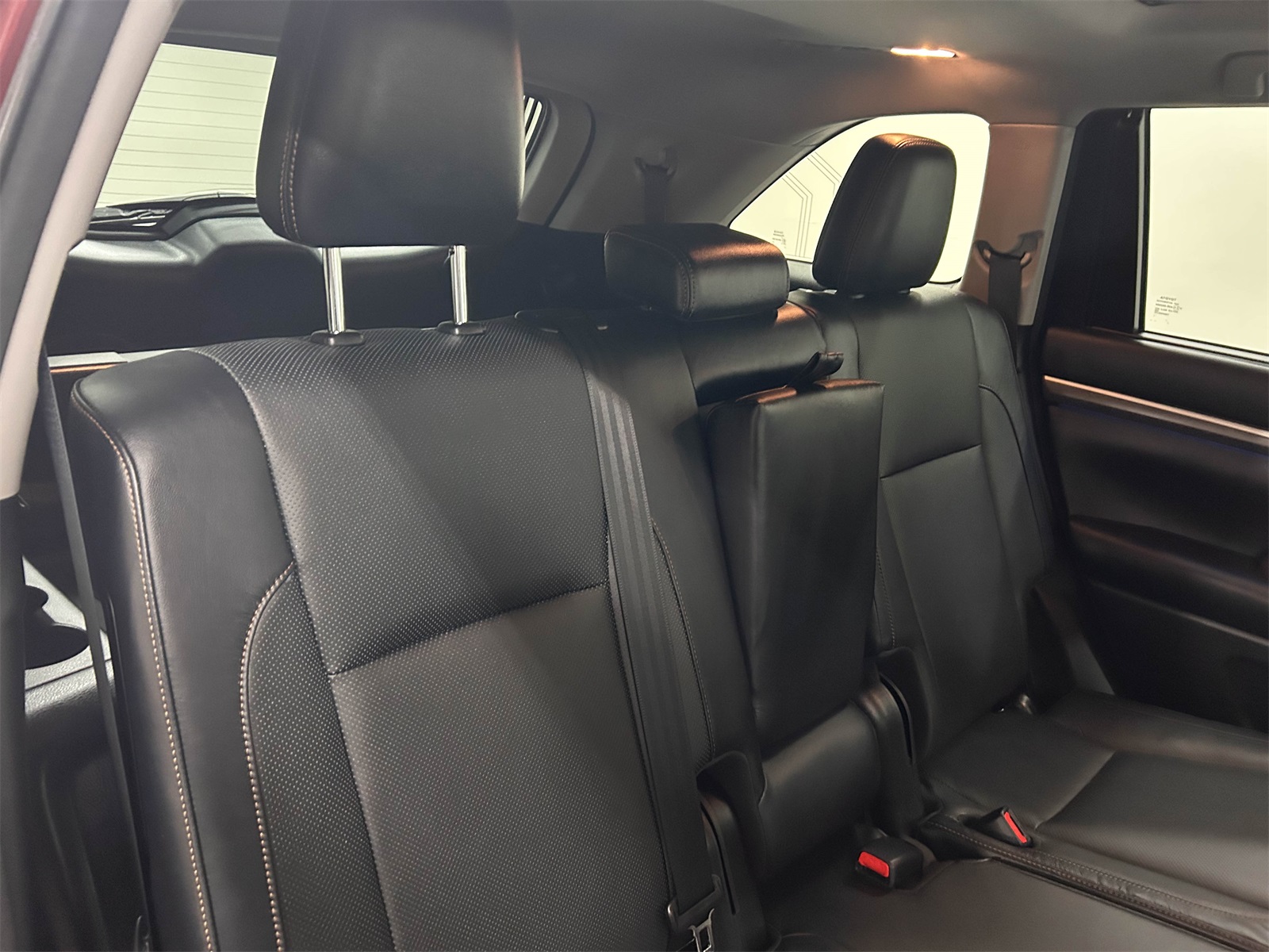 used 2018 Toyota Highlander car, priced at $18,788