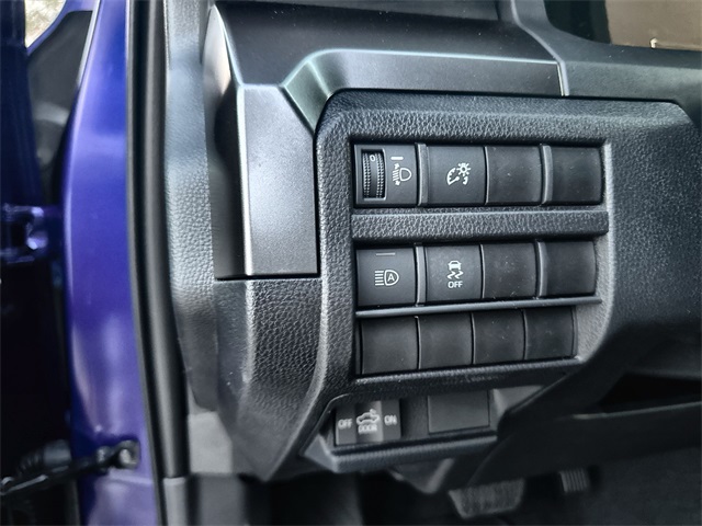 2025 Toyota Tacoma SR5 Double Cab photo 11