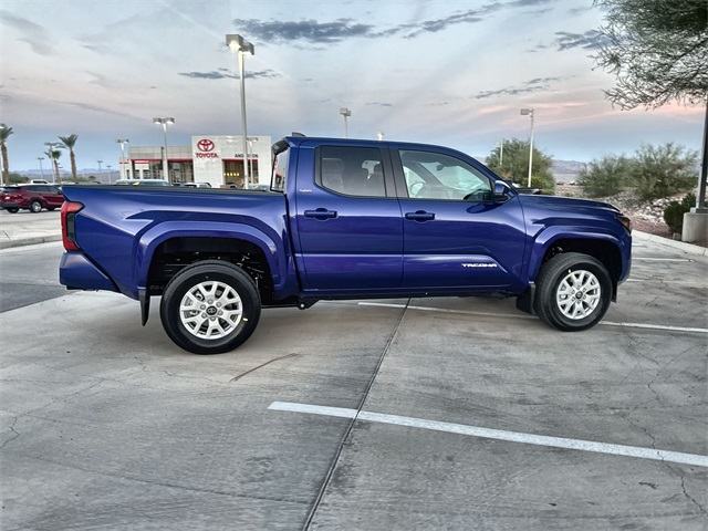 2025 Toyota Tacoma SR5 Double Cab photo 4