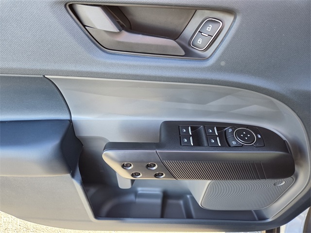 New 2025 Ford Maverick XLT 4D Crew Cab