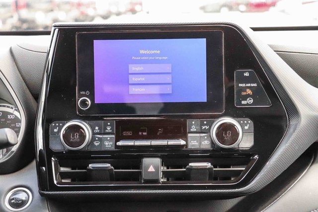 used 2024 Toyota Highlander car, priced at $41,492