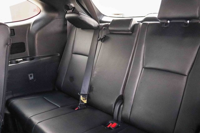 used 2024 Toyota Highlander car, priced at $41,492