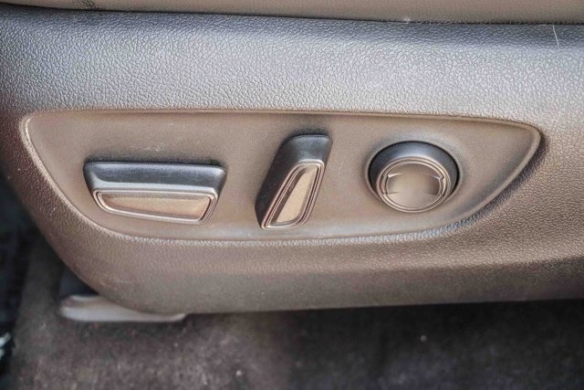 used 2024 Toyota Highlander car, priced at $41,492