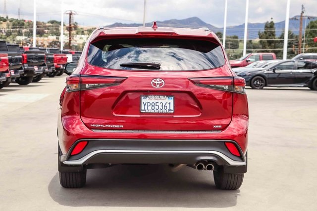 used 2024 Toyota Highlander car, priced at $41,492