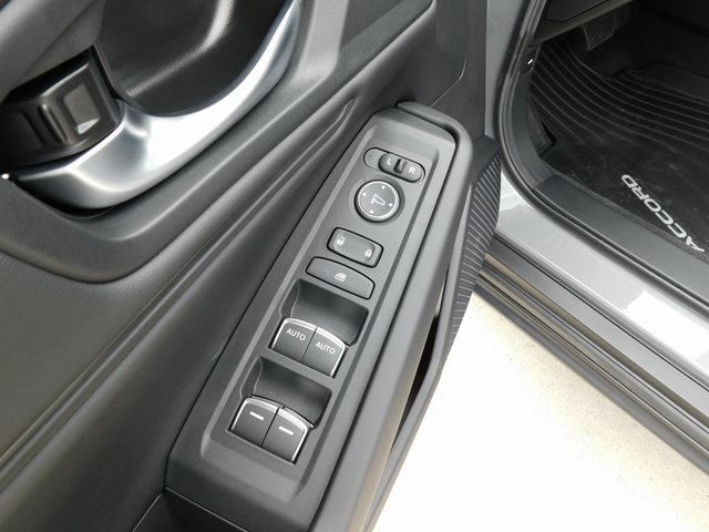New 2025 Honda Accord SE 4D Sedan