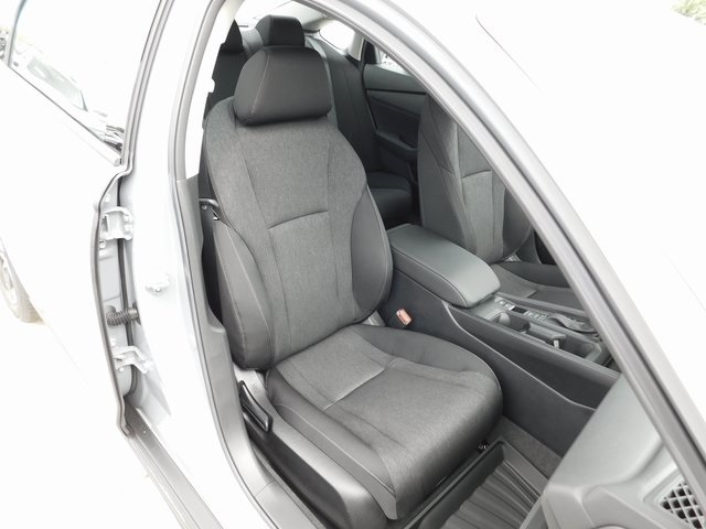New 2025 Honda Accord SE 4D Sedan
