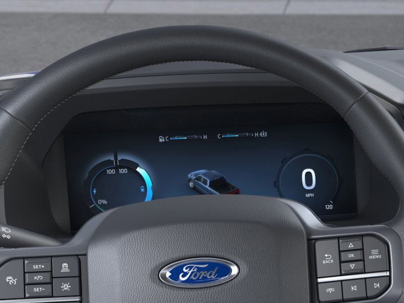 2025 Ford F-150 Lightning Lariat photo 12