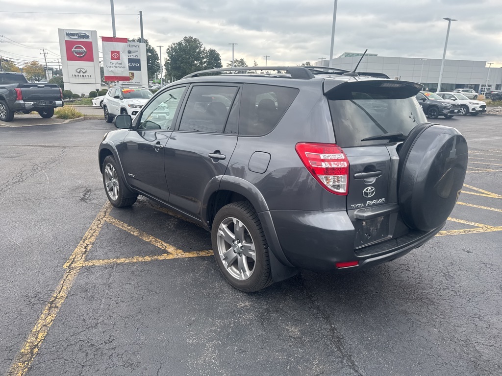 2010 Toyota RAV4 Sport photo 4