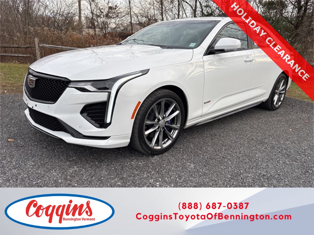 2025 Cadillac CT4 V-Series's photo