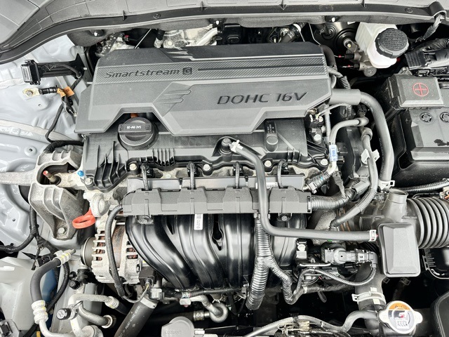 2023 Cyber Silver Hyundai Kona SEL AWD SUV