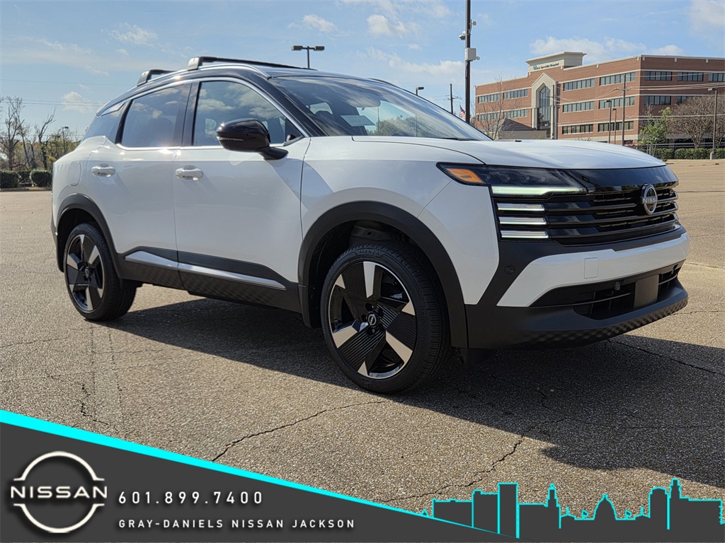 2026 Nissan KICKS SR's photo