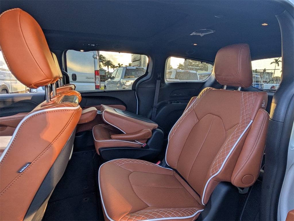 new 2026 Chrysler Pacifica car, priced at $52,550
