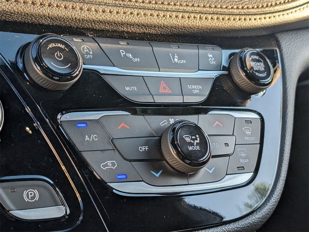 new 2026 Chrysler Pacifica car, priced at $52,550