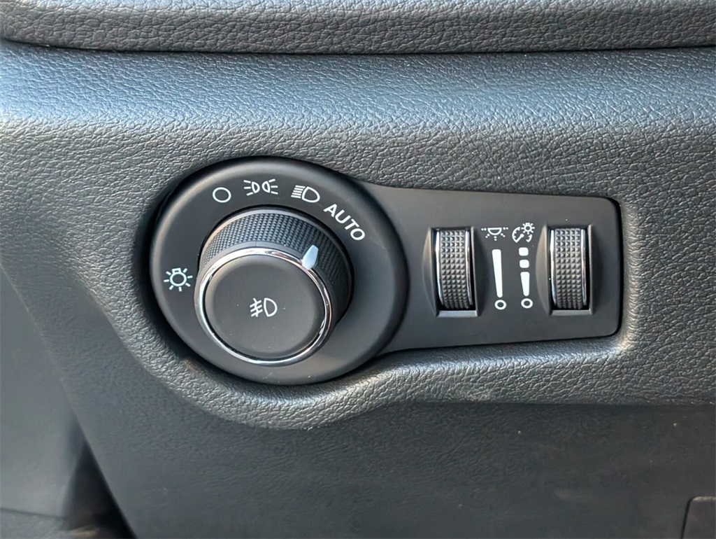 new 2026 Chrysler Pacifica car, priced at $52,550