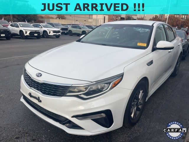 2020 Kia Optima LX's photo