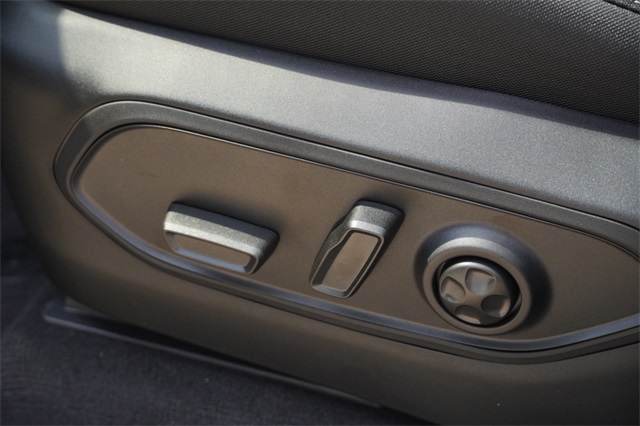 2025 Jeep Grand Cherokee Laredo photo 20