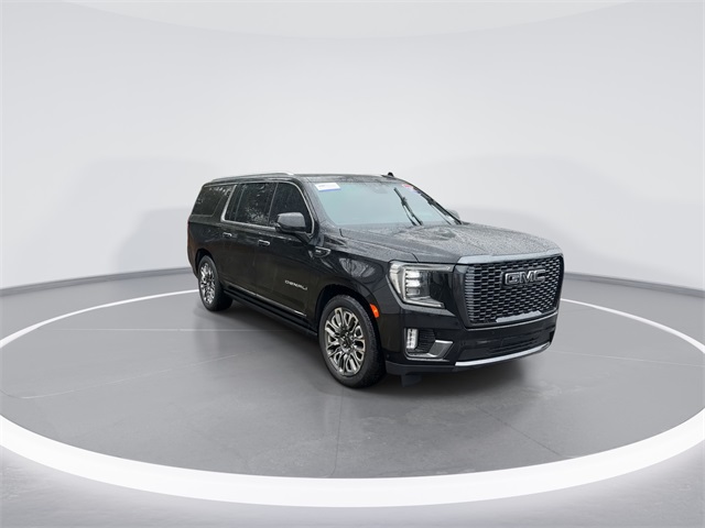 2023 GMC Yukon XL Denali Ultimate's photo
