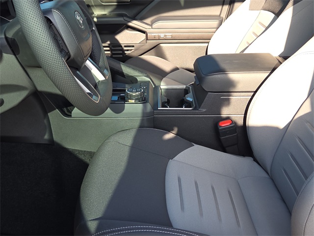 2025 Toyota Tacoma TRD Off-Road Double Cab photo 14