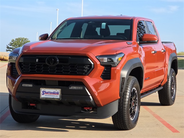 2025 Toyota Tacoma TRD Off-Road Double Cab photo 3
