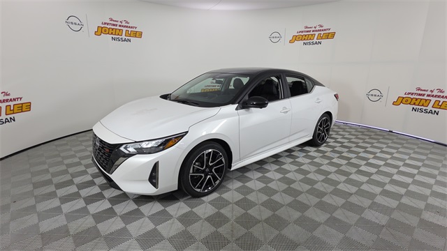2025 Aspen White Tricoat/Super Black Nissan Sentra SR Sedan