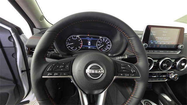 2025 Aspen White Tricoat/Super Black Nissan Sentra SR FWD Sedan