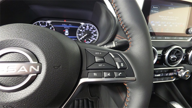 2025 Aspen White Tricoat/Super Black Nissan Sentra SR FWD Sedan