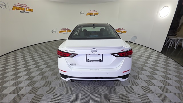 2025 Aspen White Tricoat/Super Black Nissan Sentra SR FWD Sedan