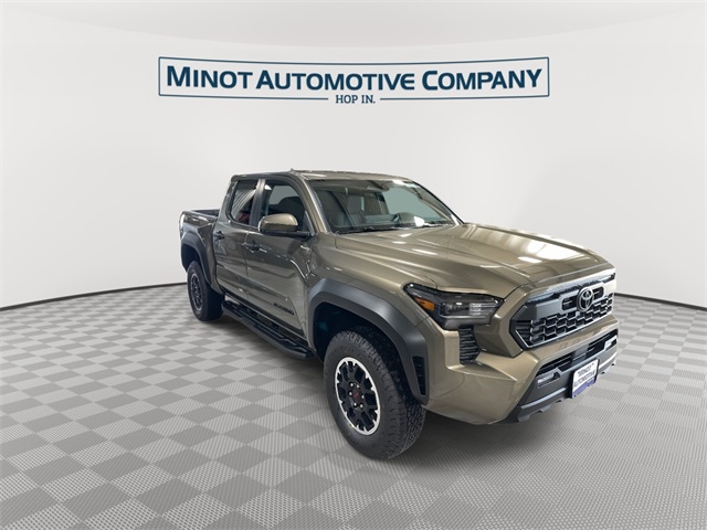 2025 Toyota Tacoma TRD Off-Road Double Cab photo 2