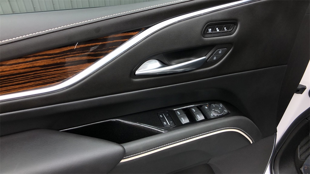 2022 Cadillac Escalade - 202793