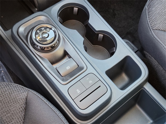 New 2026 Ford Maverick XL 4D Crew Cab