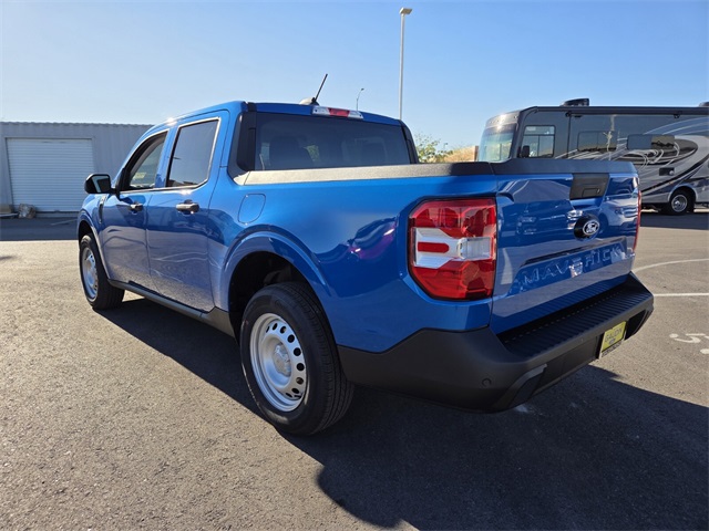 New 2026 Ford Maverick XL 4D Crew Cab