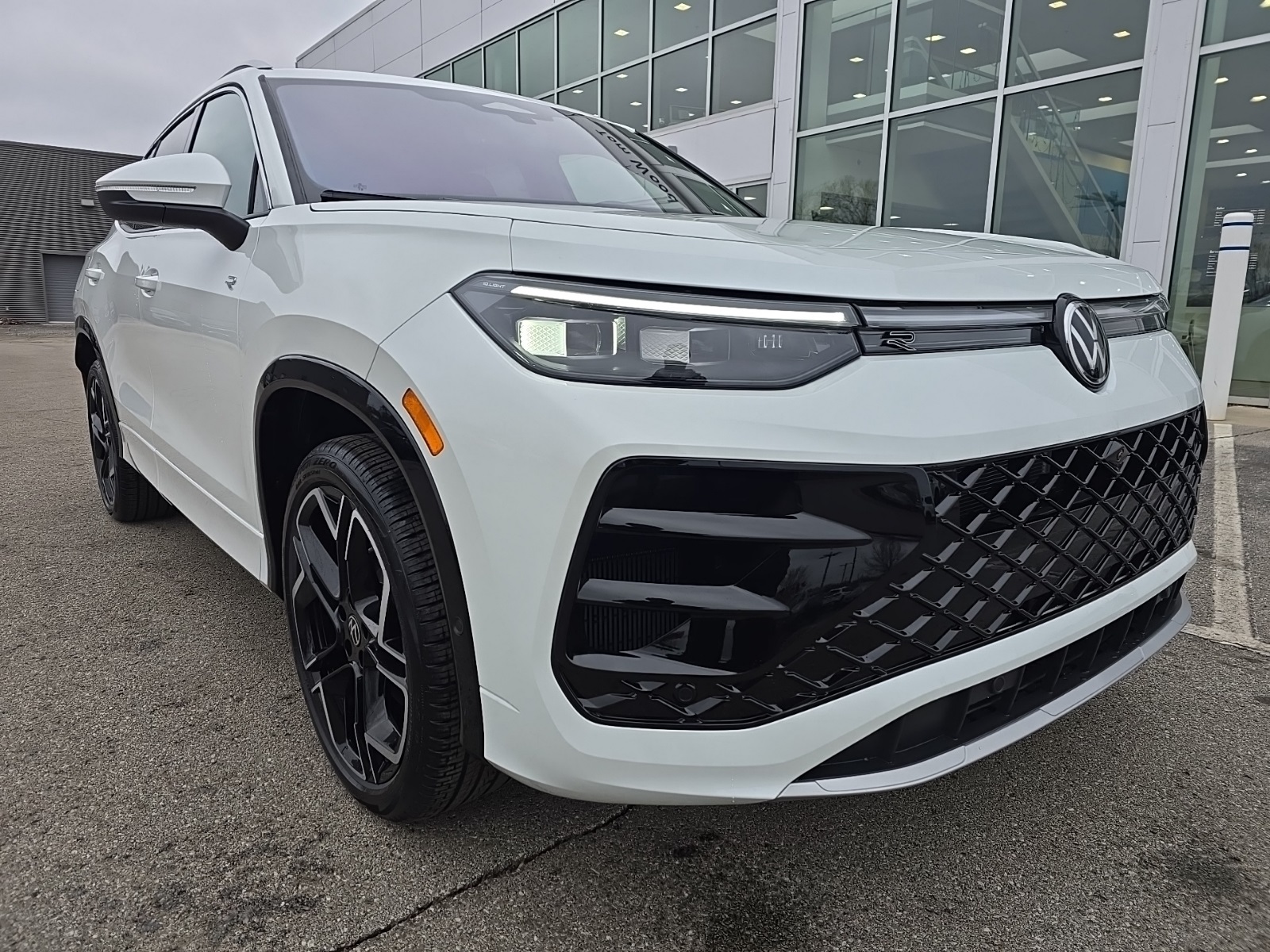 new 2026 Volkswagen Tiguan car, priced at $48,132