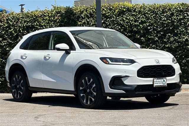 2026 Honda HR-V EX-L photo 2