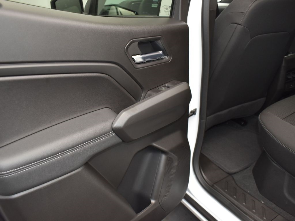 2025 Summit White Chevrolet Colorado LT RWD Truck