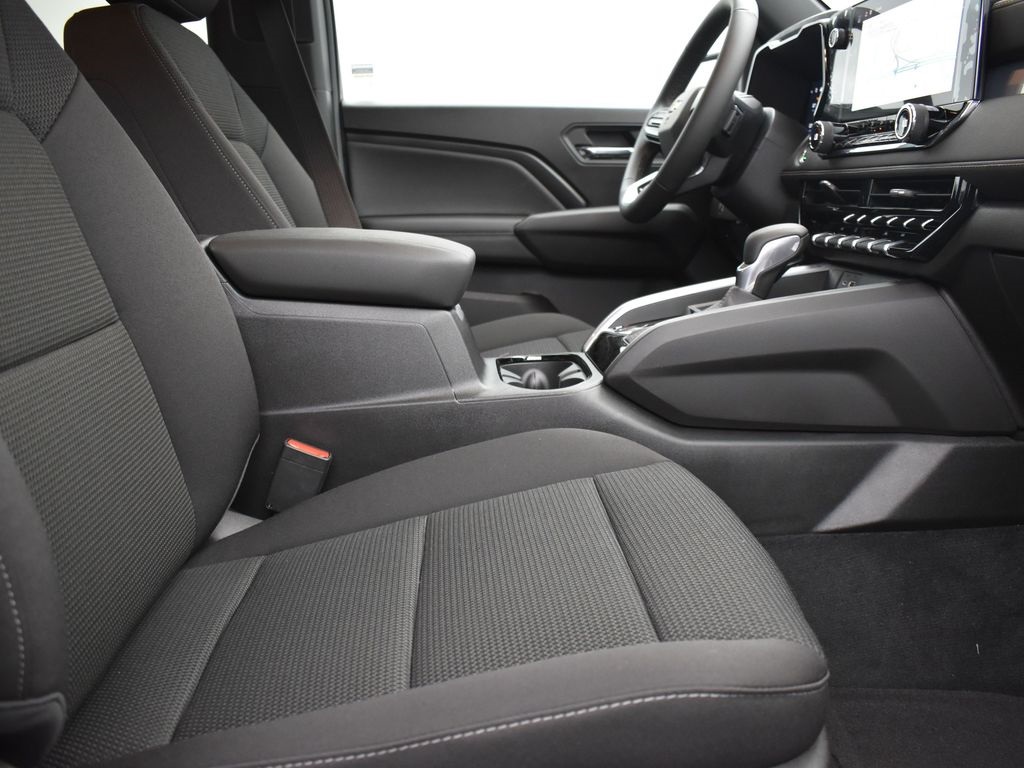 2025 Summit White Chevrolet Colorado LT RWD Truck