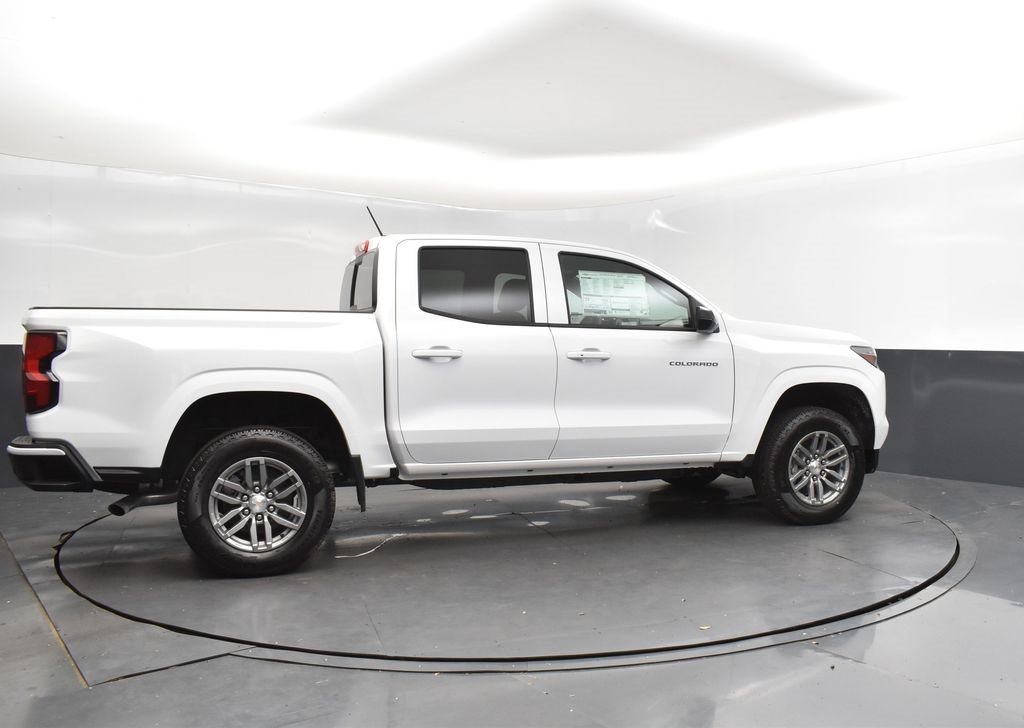 2025 Summit White Chevrolet Colorado LT RWD Truck