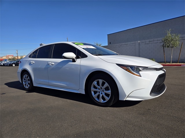 Certified 2022 Toyota Corolla LE with VIN 5YFEPMAE7NP341296 for sale in Kansas City