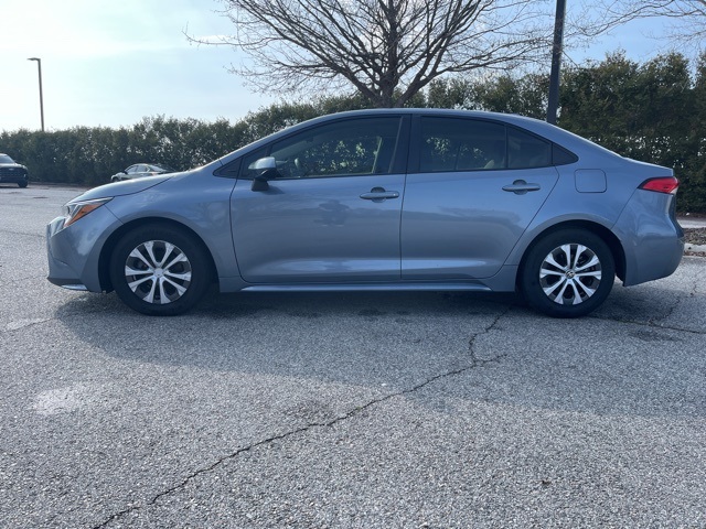 Used 2022 Toyota Corolla LE with VIN JTDEAMDE0N3011425 for sale in Beech Island, SC