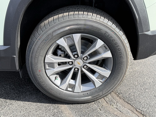 new 2026 Chevrolet Equinox car, priced at $33,790