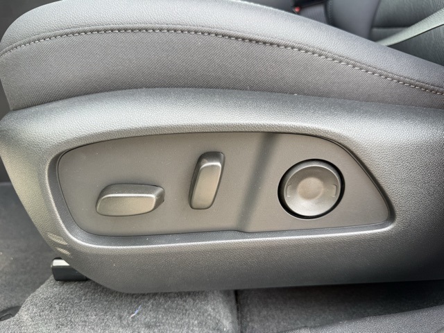 new 2026 Chevrolet Equinox car, priced at $33,790