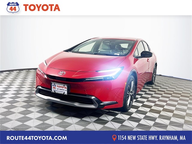 2026 Toyota Prius XLE's photo